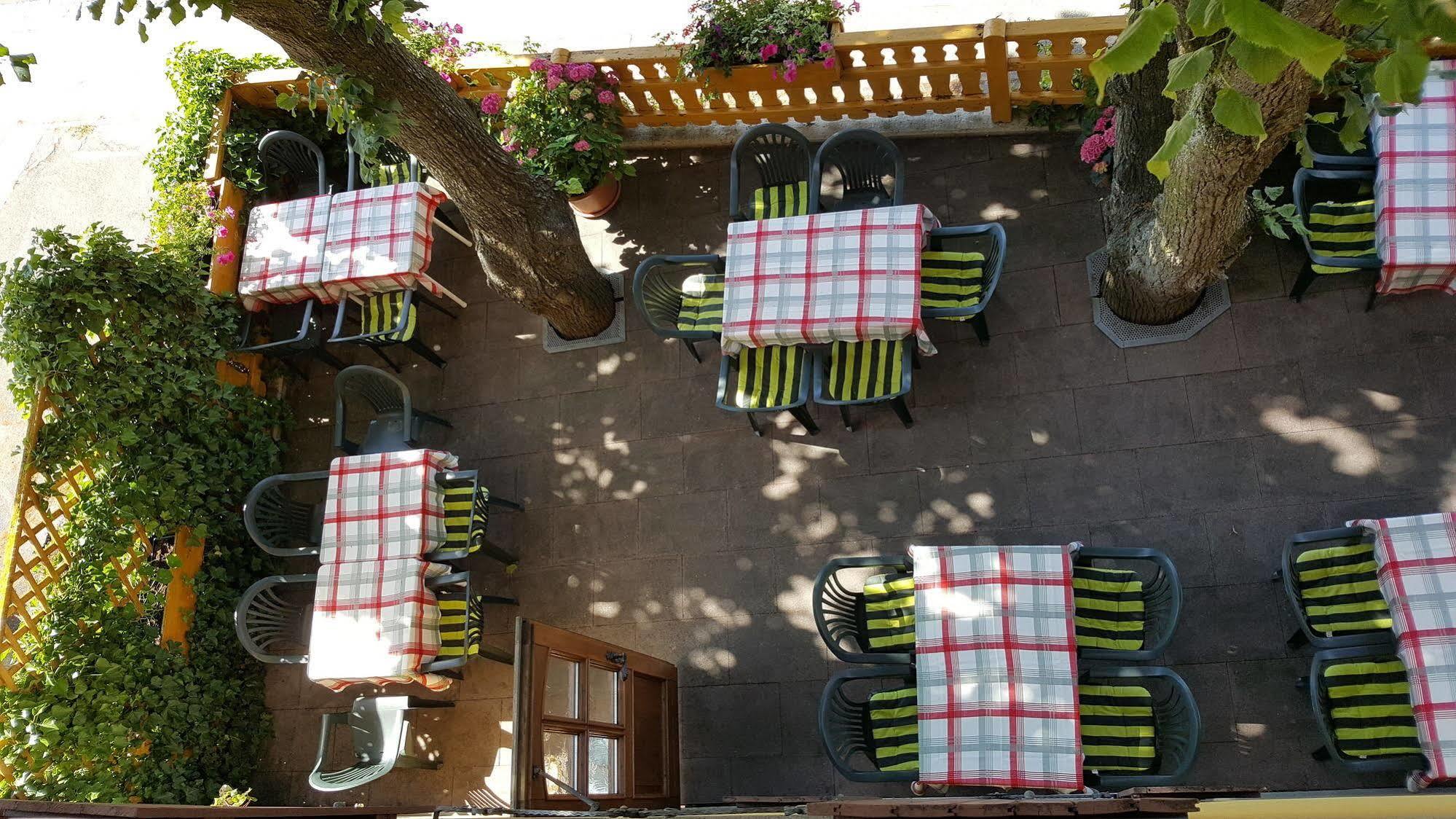 Hotel Gasthof Zum Schwan Steinsfeld Luaran gambar