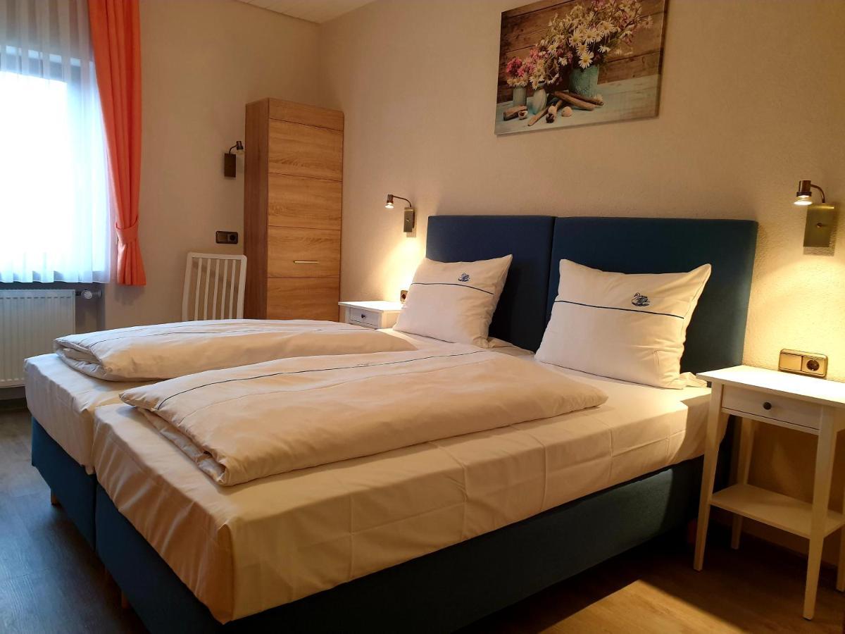 Hotel Gasthof Zum Schwan Steinsfeld Luaran gambar